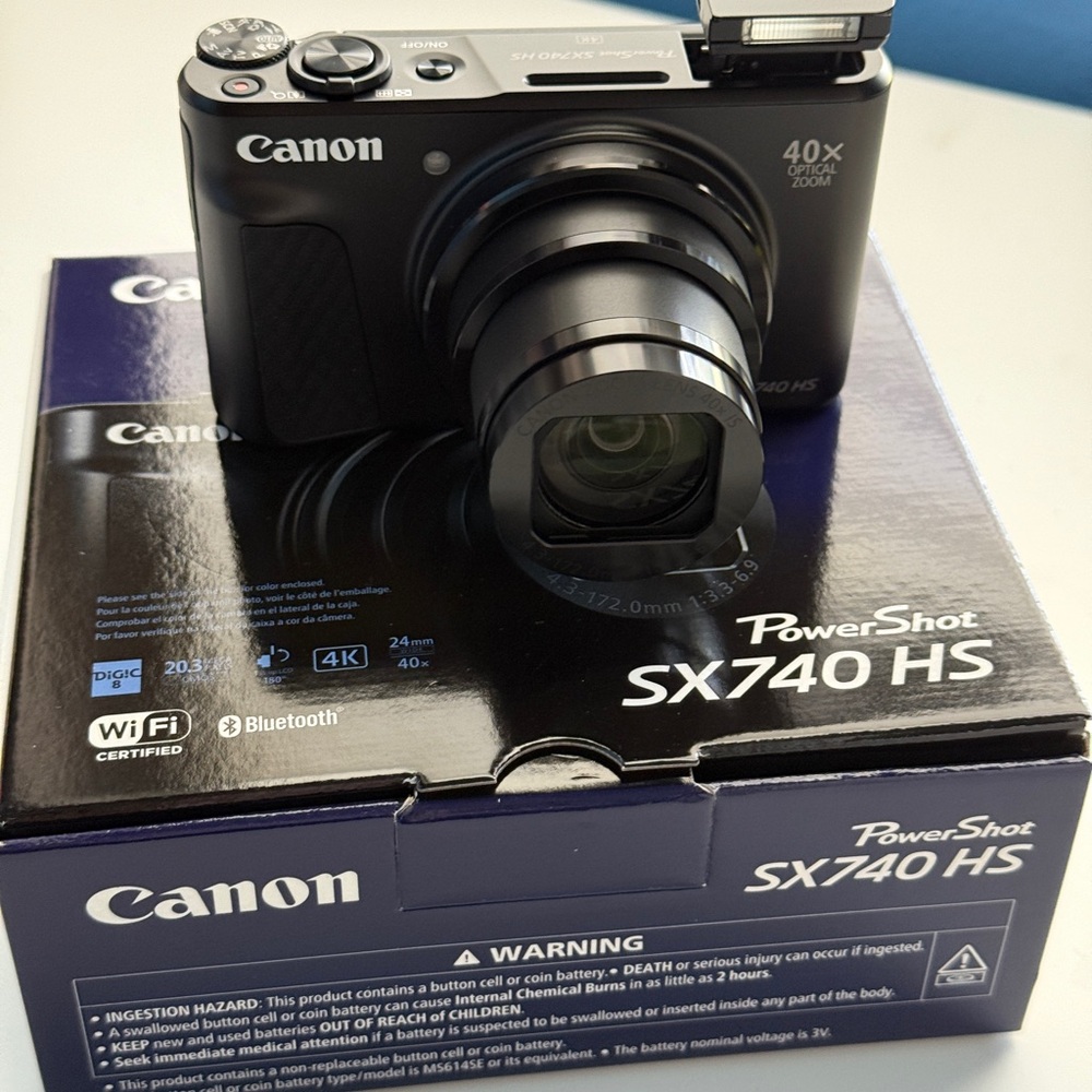 Canon Black PowerShot SX740 HS Digital Camera with 40x Zoom